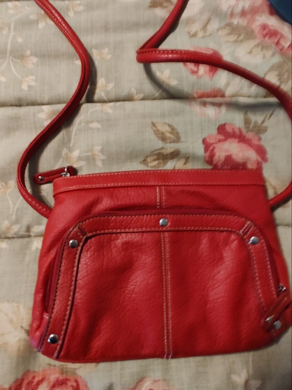 Red Manmade Leather Crossbody Bag - Women's Fashion Shoulder Purse